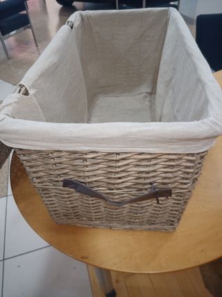 Baúl de mimbre grande