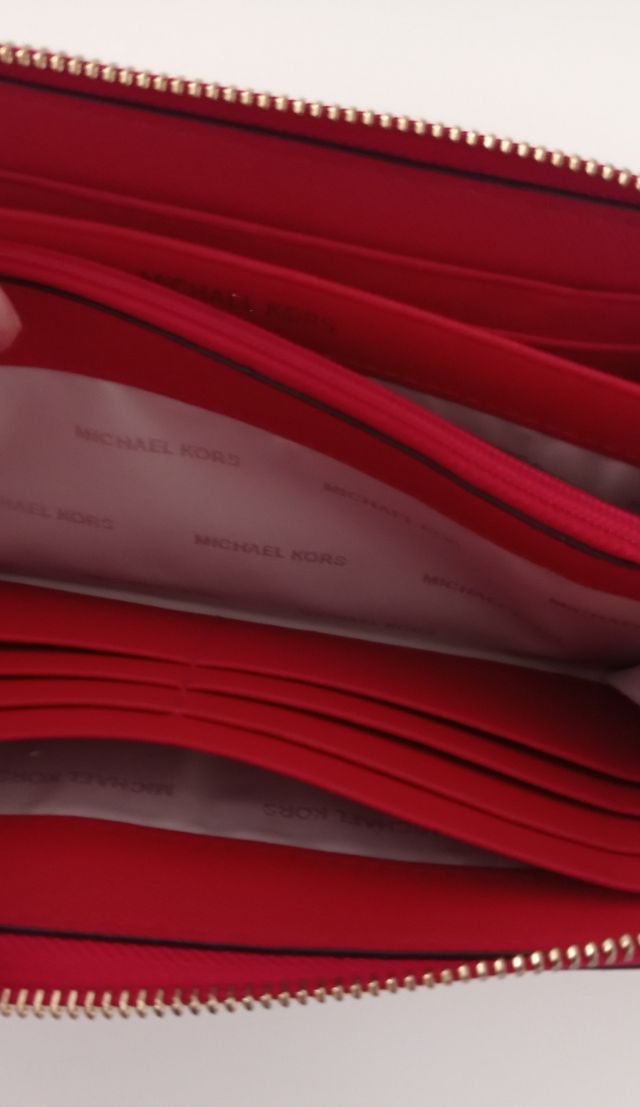 Cartera roja Michael Kors jet set