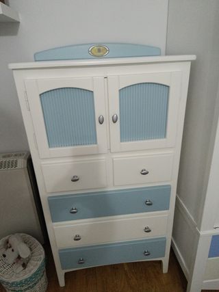 Cómoda infantil