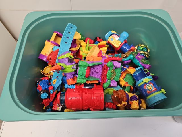 VARIAS COLECCIONES SUPERZINGS