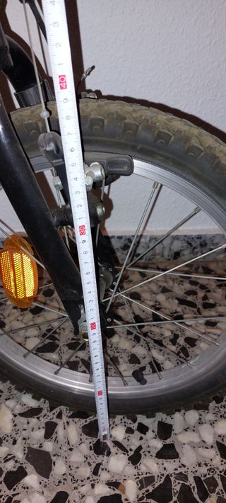 OPORTUNIDAD Bicicleta BTWIN HyperHero