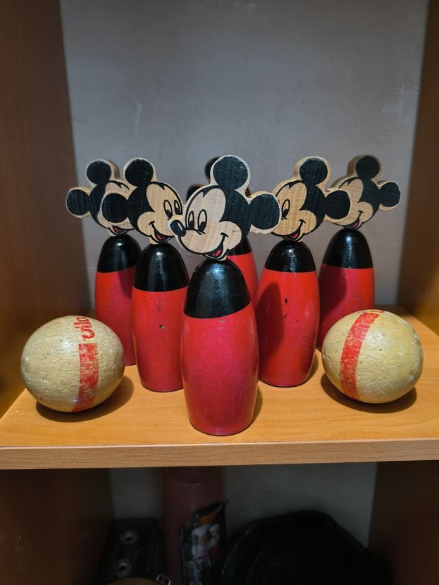 Juego de bolos Miki para coleccionista