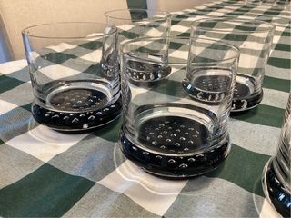 Vasos de whisky y licor.