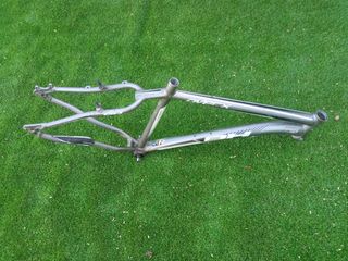 Cuadro de aluminio BH bicicleta BTT