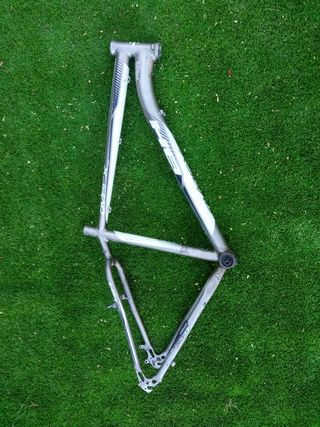 Cuadro de aluminio BH bicicleta BTT