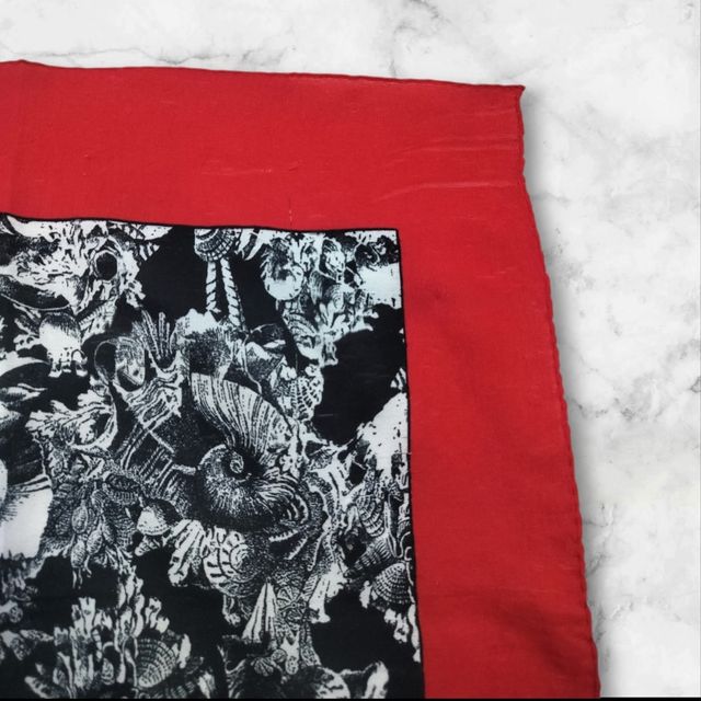 Foulard Gianfranco Ferrè nero rosso