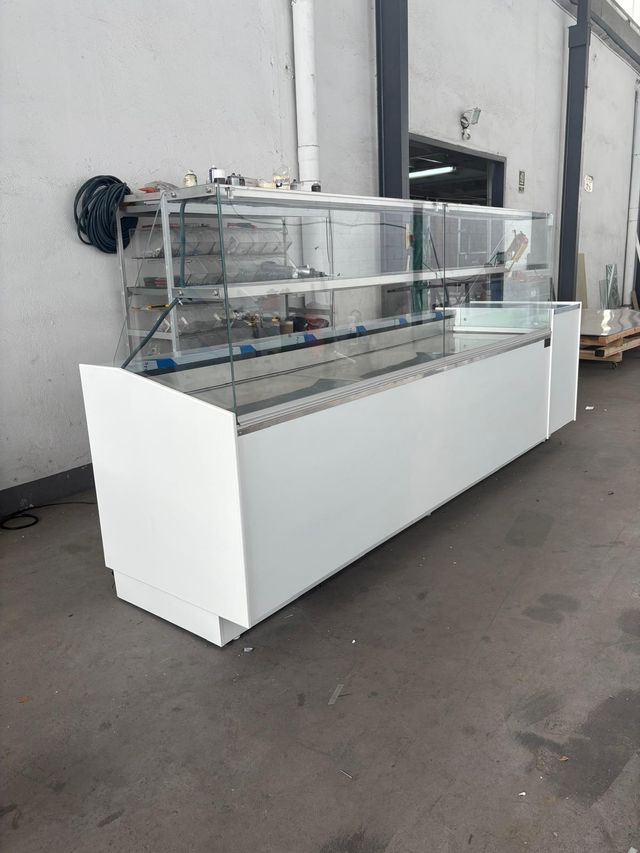 VITRINA PASTELERA FABRICAMOS A CUALQUIER MEDIDA