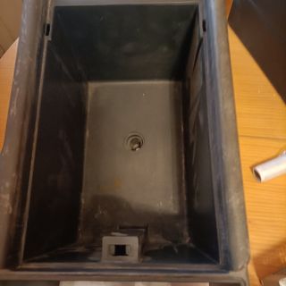 Cajón con botoneras y radio patrol