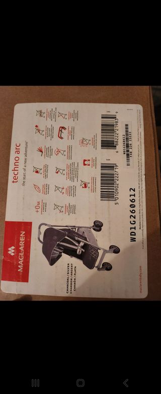 Carrito de paseo Maclaren.