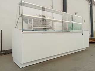 VITRINA PASTELERA FABRICACION PROPIA A MEDIDA