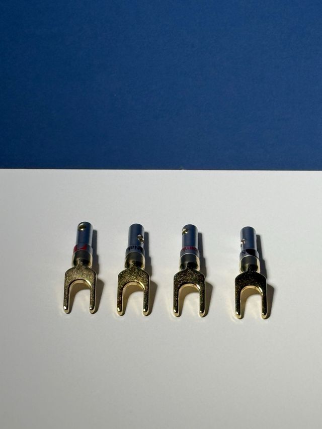 Fichas forquilha Nakamichi para cado de coluna