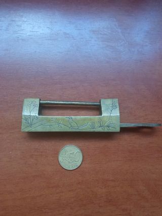 Candado antiguo Asiático .