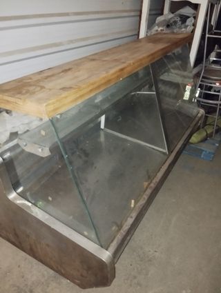 MOBILIARIO Y MAQUINARIA DE HOSTELERIA