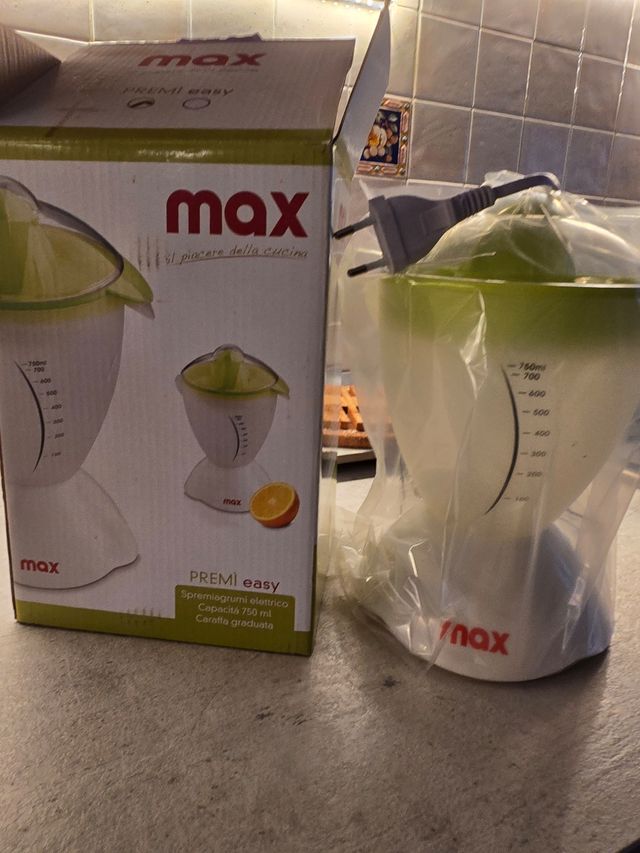 Spremiagrumi elettrico