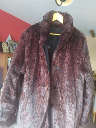 ABRIGO REVERSIBLE DE PIEL 