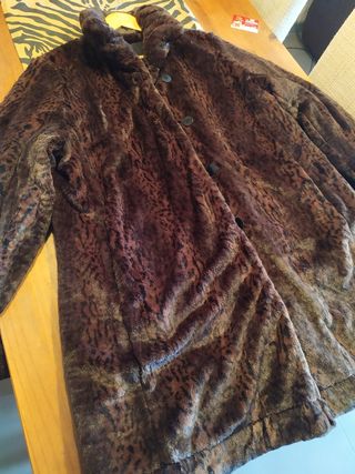ABRIGO REVERSIBLE DE PIEL 