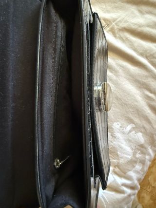 Bolso negro Stradivarius 