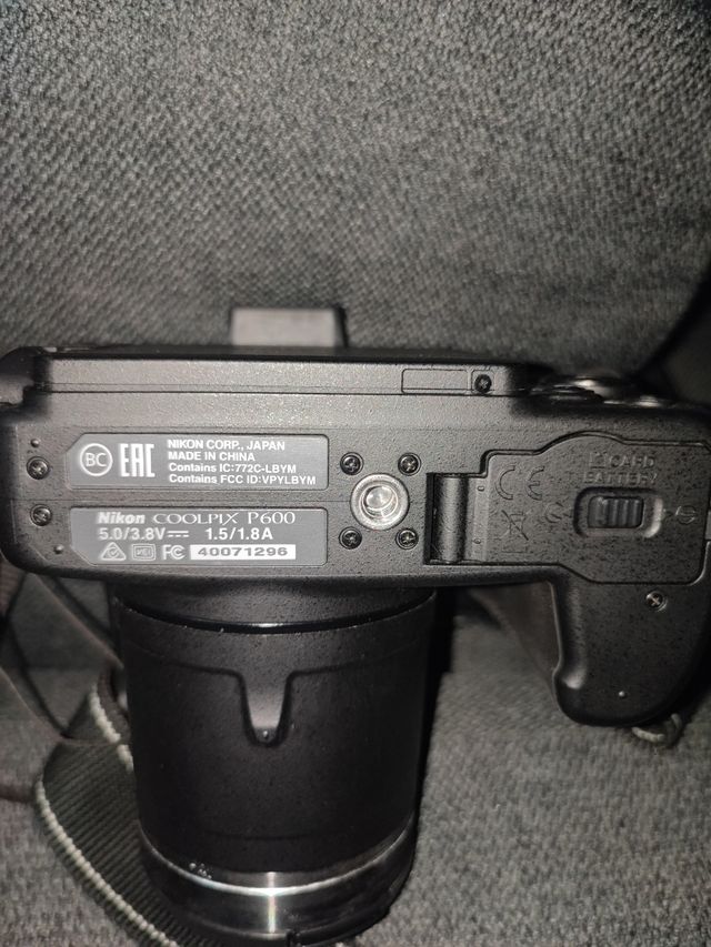 Cámara Nikon p600