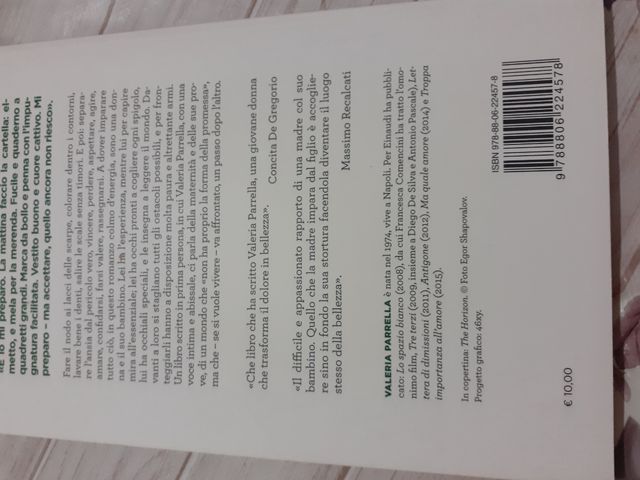 Bianca come il latte, rossa come il sangue