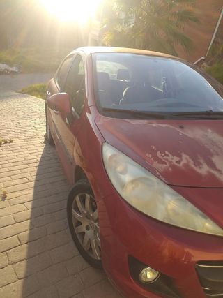 Peugeot 207 2006