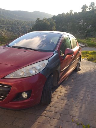 Peugeot 207 2006