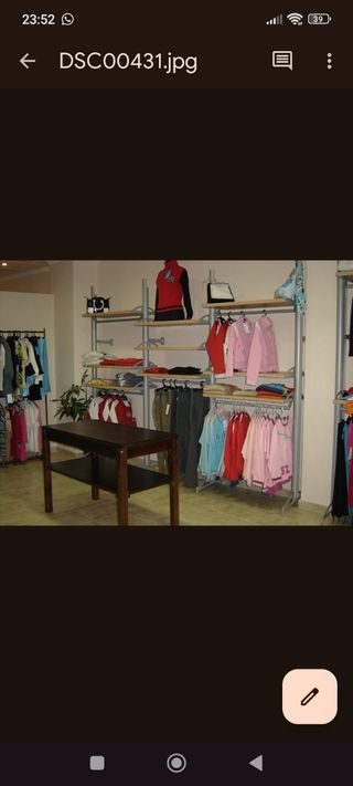 Mobiliario tienda textil