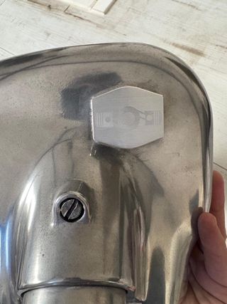 Tapa trasera motor BMW R90S


