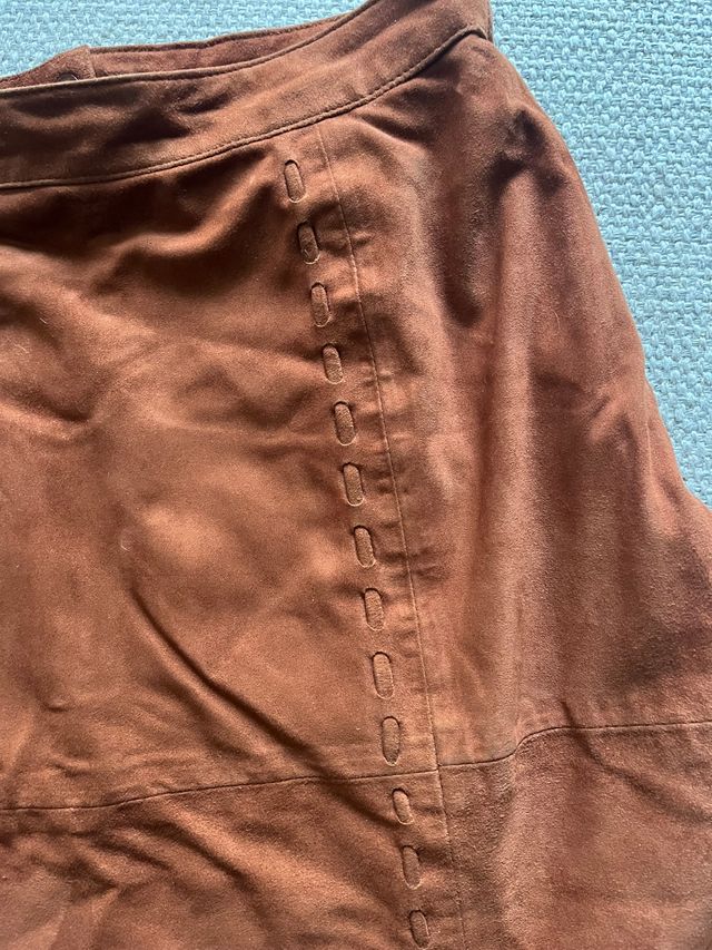 Nova saia em camurça