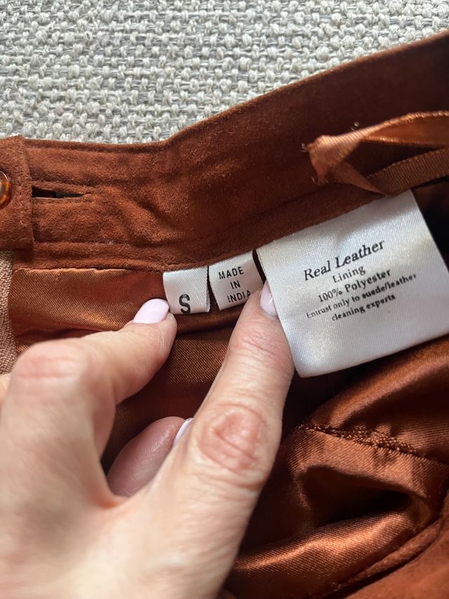 Nova saia em camurça