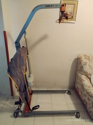 Grúa movilidad reducida