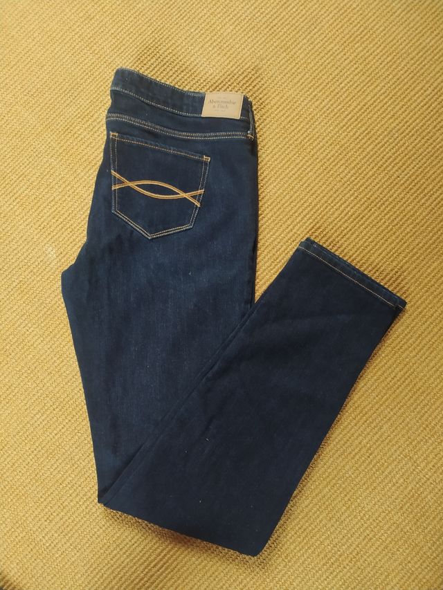 Vaqueros Abercrombie talla L
