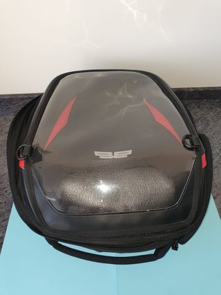 Cubredeposito Bagster HondaCBR600rr y bolsas depos
