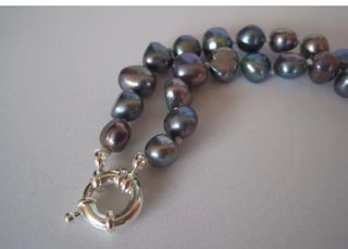 Bonito collar de perlas barrocas australianas