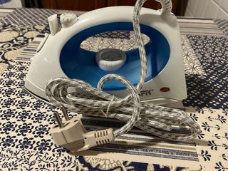 Ferro da stiro a vapore