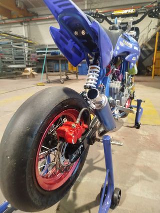 AM6 Pitbike supermotard y croos competi