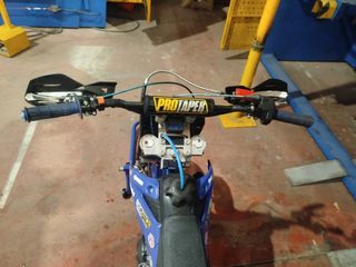 AM6 Pitbike supermotard y croos competi