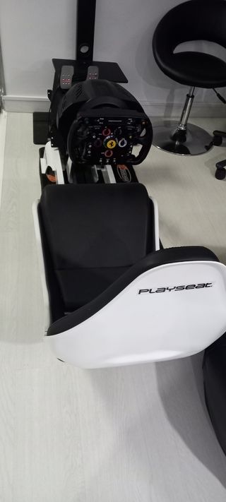 SIMULADOR COCHES PLAYSEAT