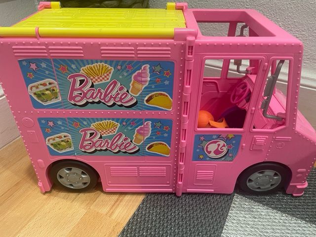 AUTOCARAVANA DE BARBIE COMO NUEVA