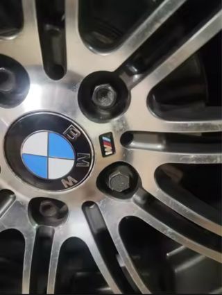 Insignia BMW M para Volante y Llantas 19mm x 11mm