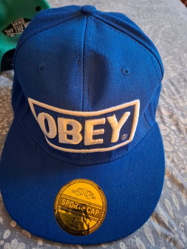 Gorra de visera plana OBEY