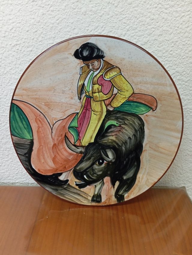 Plato taurino para colgar