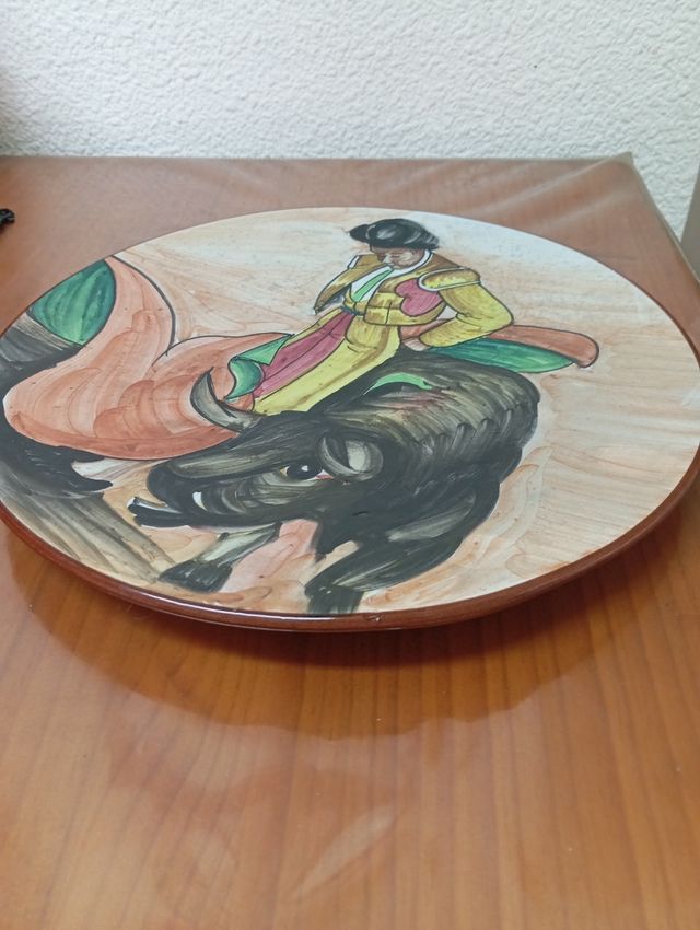 Plato taurino para colgar