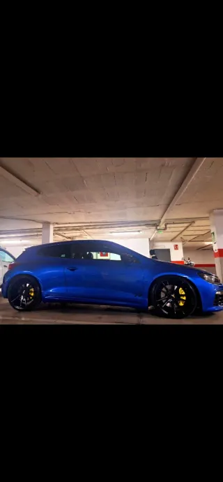 Volkswagen Scirocco R 2011