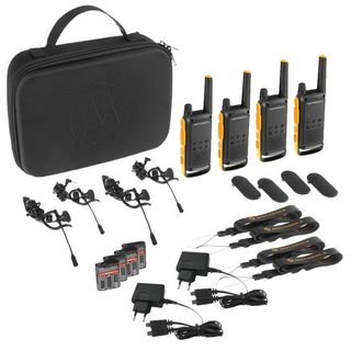 Maletín con 4 walkies MOTOROLA T-82 EXTREME PMR446