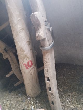 Yugo antiguos y demás útiles