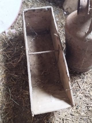 Yugo antiguos y demás útiles