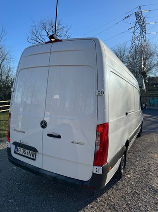 Mercedes-Benz Sprinter 2021
