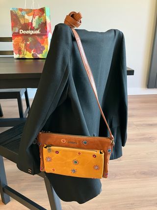 Bolso de piel DESIGUAL sin estrenar