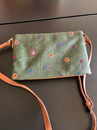 Bolso de piel DESIGUAL sin estrenar