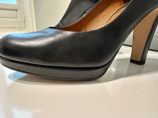 Zapato negro piel tacon Martinelli